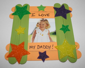 popsicle-stick-picture-frame