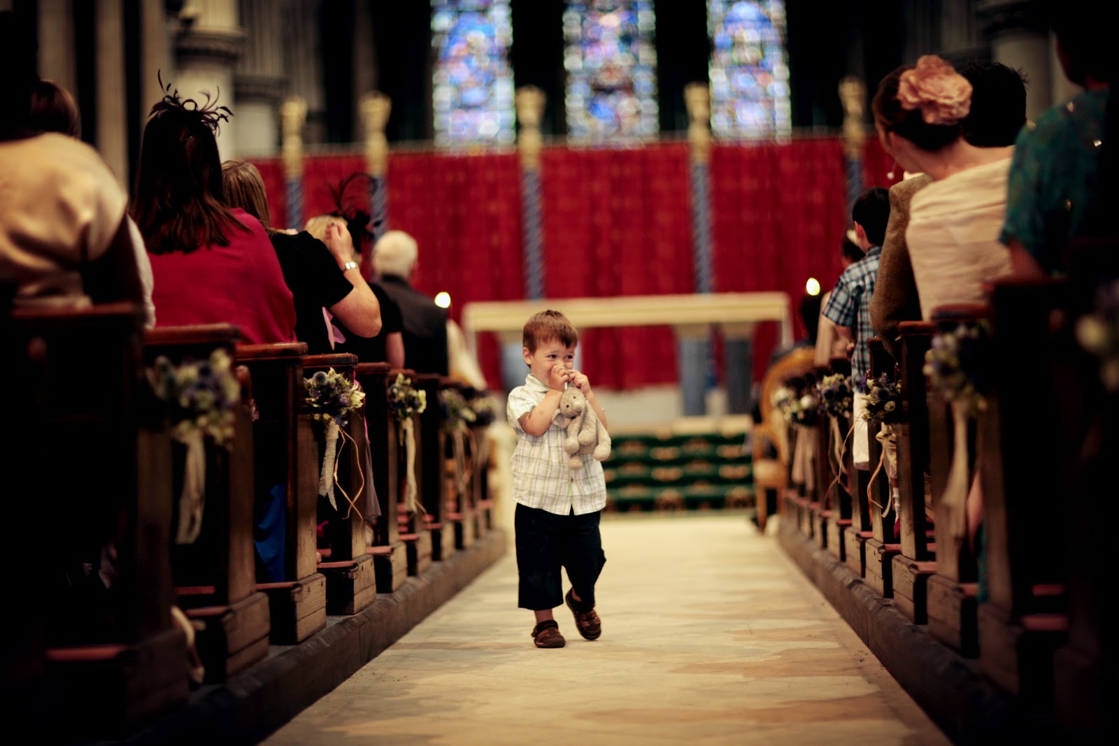 Go to church. Going to Church services. To go to Church. Go to Church Kid. Children bored in Church.